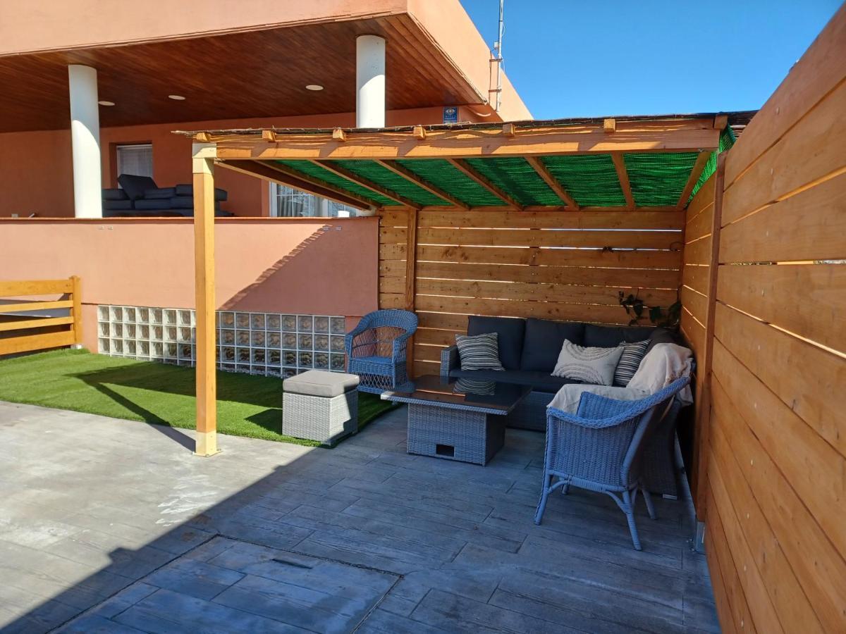 Piscina De Sal Barbacoa Wifi, Parking Gratis, 3 Min Pga Casa El Roble Villa Girona Exterior photo