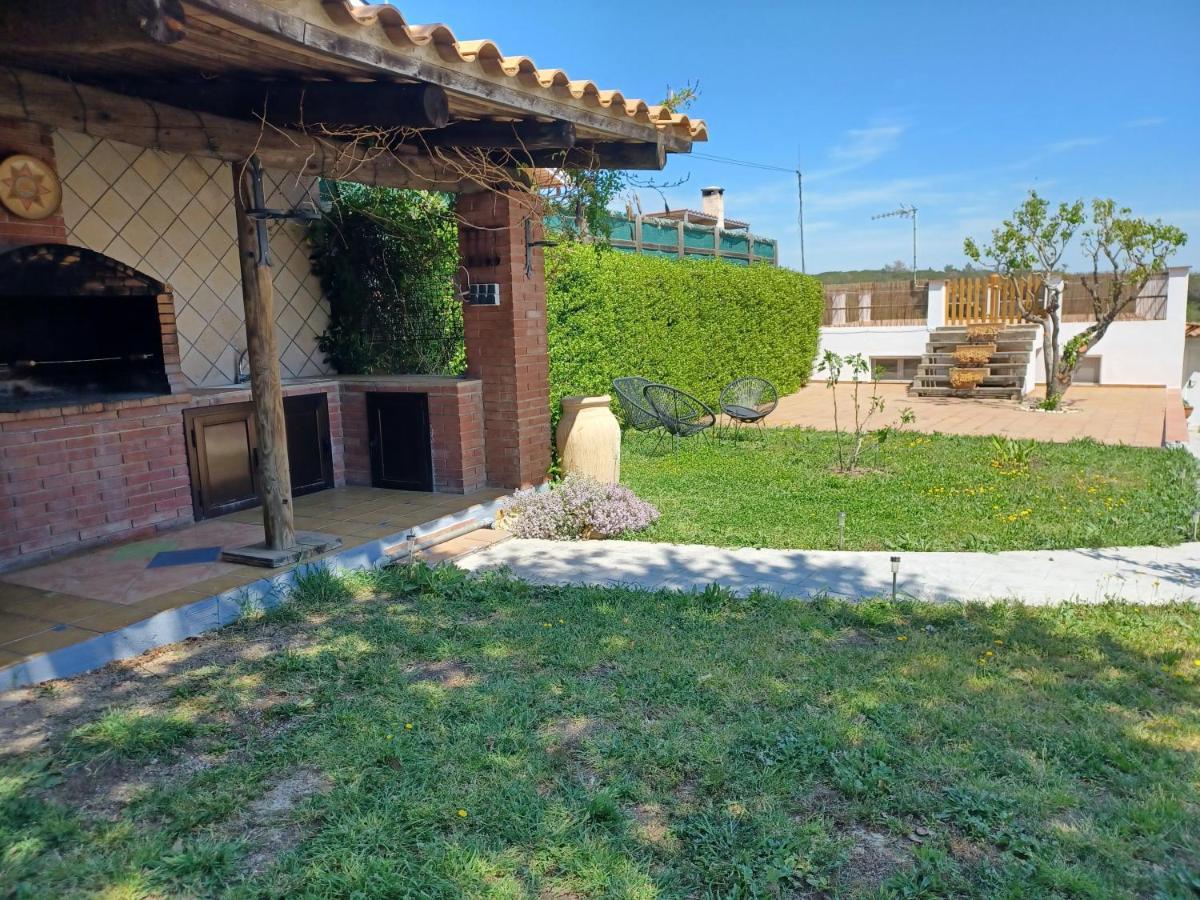 Piscina De Sal Barbacoa Wifi, Parking Gratis, 3 Min Pga Casa El Roble Villa Girona Exterior photo