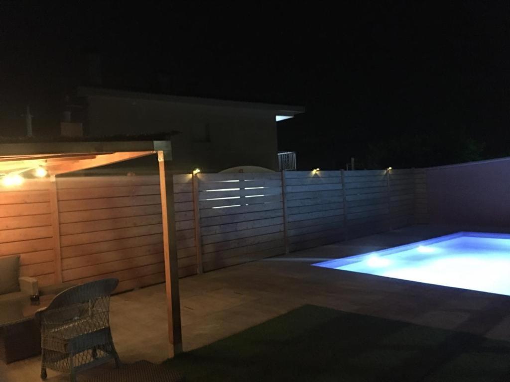 Piscina De Sal Barbacoa Wifi, Parking Gratis, 3 Min Pga Casa El Roble Villa Girona Exterior photo