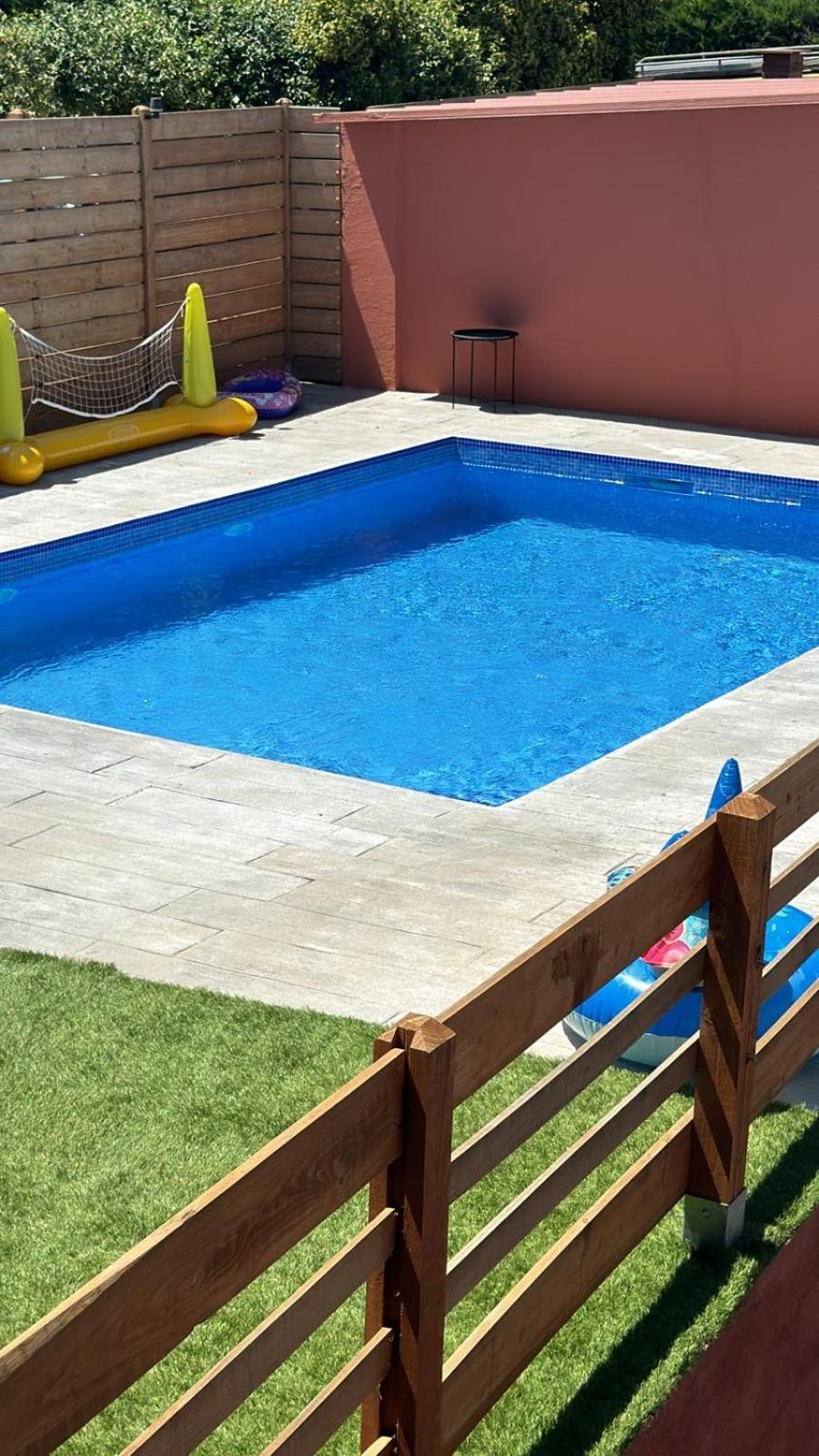 Piscina De Sal Barbacoa Wifi, Parking Gratis, 3 Min Pga Casa El Roble Villa Girona Exterior photo